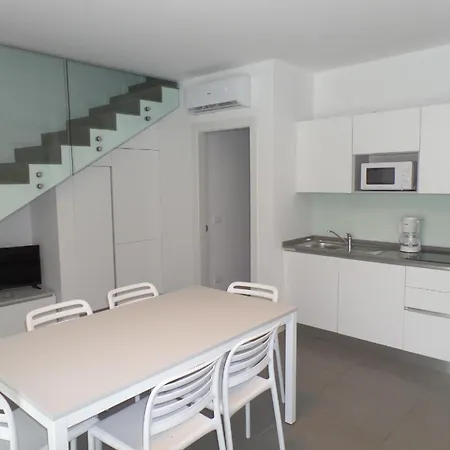 펜션 Ferienhaus Fuer 9 Personen Ca 100 Qm In Bibione, Adriakueste Italien Und Umgebung *